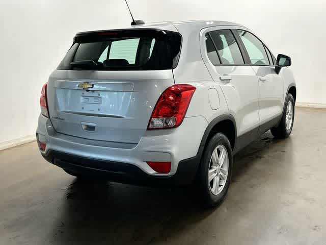 Thumbnail: 2017 Chevrolet Trax - 30