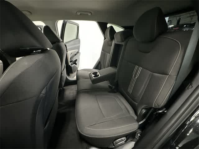 Thumbnail: 2023 Hyundai Tucson - 18