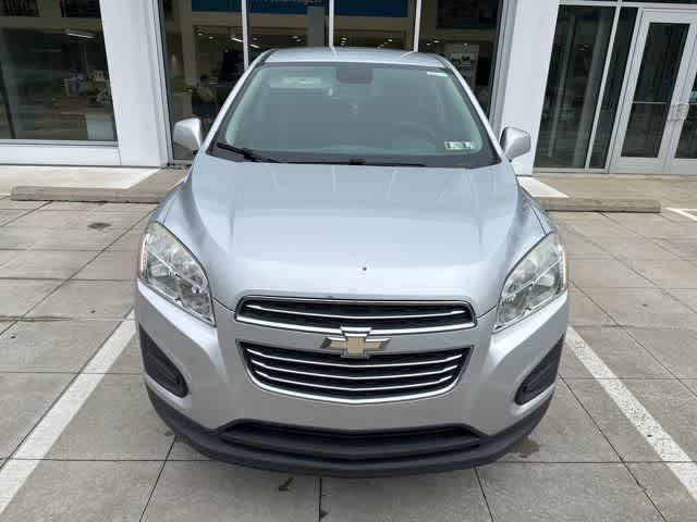 Thumbnail: 2016 Chevrolet Trax - 2