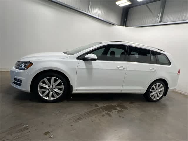 Thumbnail: 2015 Volkswagen e-Golf - 2