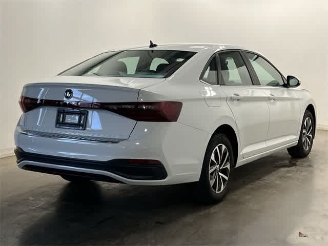 Thumbnail: 2025 Volkswagen Jetta - 31