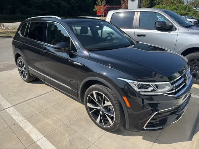 Thumbnail: 2022 Volkswagen Tiguan - 3