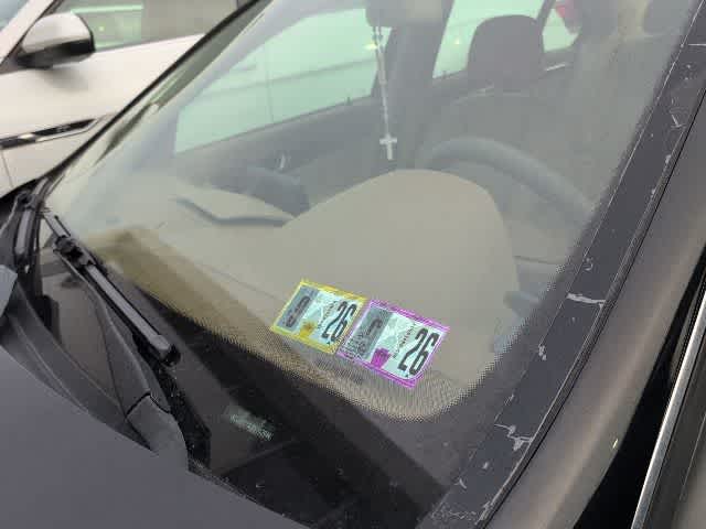 Thumbnail: 2008 Mercedes-Benz C-Class - 11