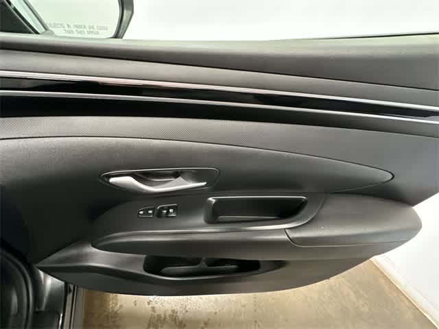 Thumbnail: 2022 Hyundai Tucson - 22