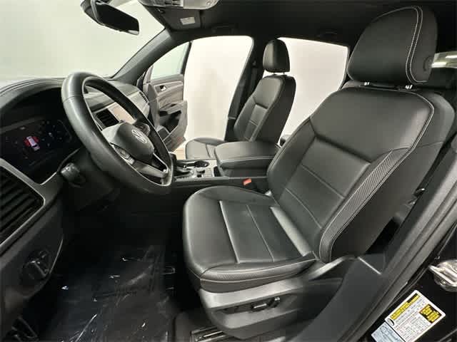 Thumbnail: 2022 Volkswagen Atlas - 18