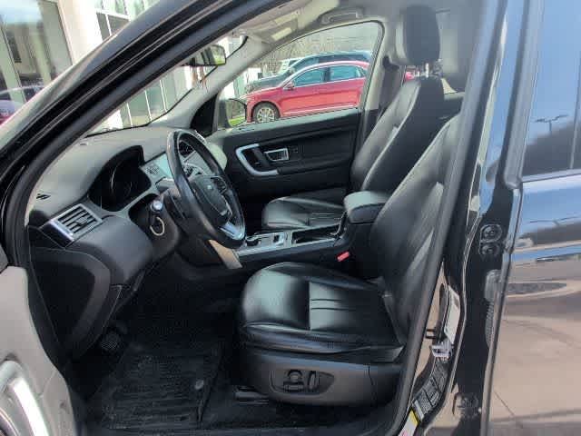 Thumbnail: 2018 Land Rover Discovery Sport - 15