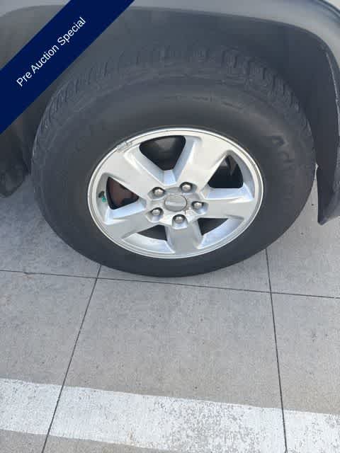 Thumbnail: 2012 Jeep Grand Cherokee - 4