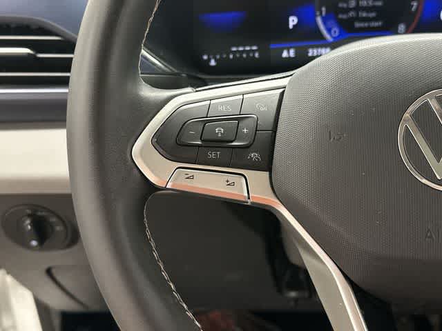 Thumbnail: 2023 Volkswagen Taos - 9