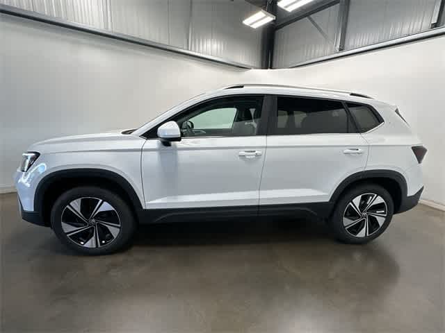 Thumbnail: 2025 Volkswagen Taos - 2