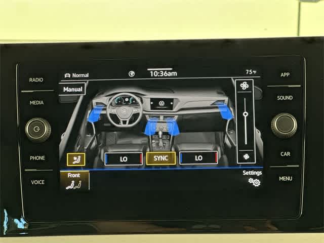 Thumbnail: 2025 Volkswagen Taos - 14