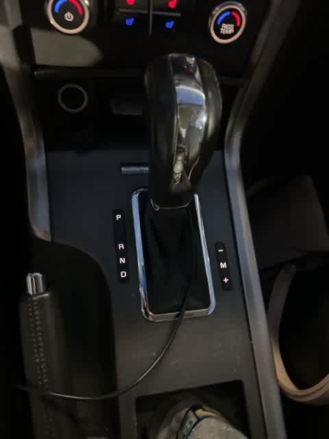 Thumbnail: 2010 Lincoln MKZ - 17