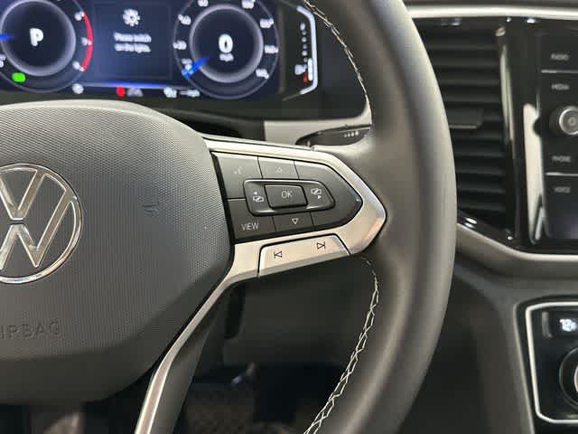 Thumbnail: 2022 Volkswagen Atlas - 9