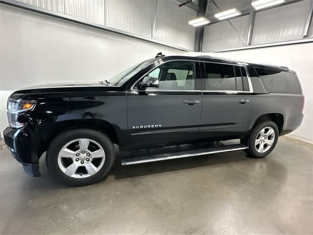 2017 Chevrolet Suburban Premier photo 2