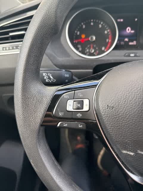 Thumbnail: 2021 Volkswagen Tiguan - 15