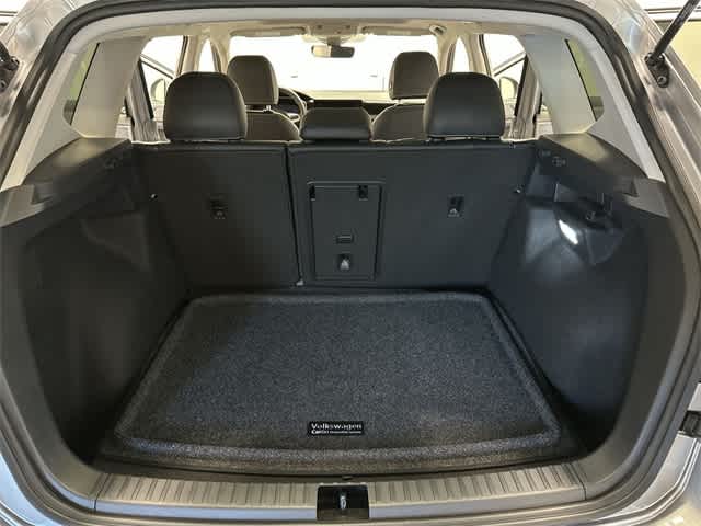 Thumbnail: 2025 Volkswagen Taos - 25