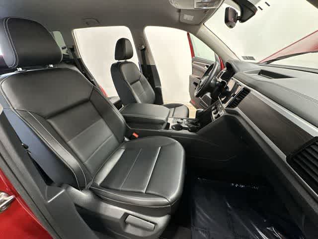 Thumbnail: 2022 Volkswagen Atlas - 22