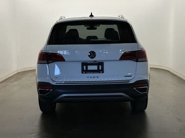 Thumbnail: 2024 Volkswagen Taos - 4