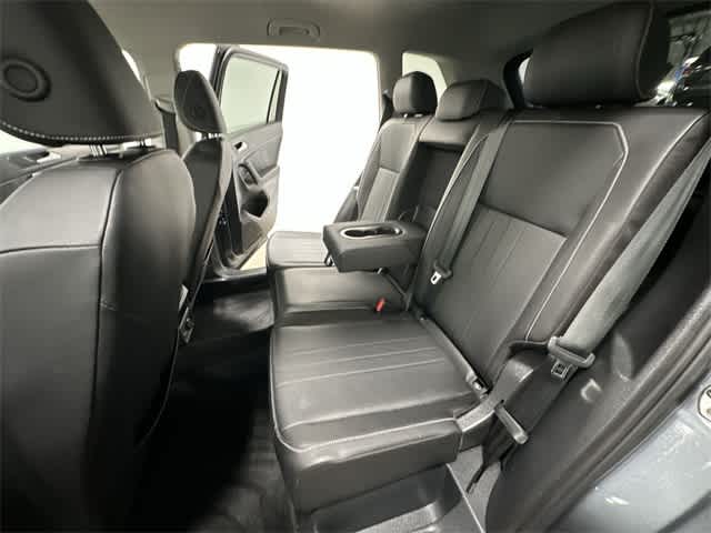 Thumbnail: 2023 Volkswagen Tiguan - 19