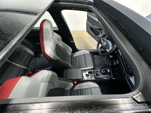 Thumbnail: 2025 Volkswagen Golf - 6