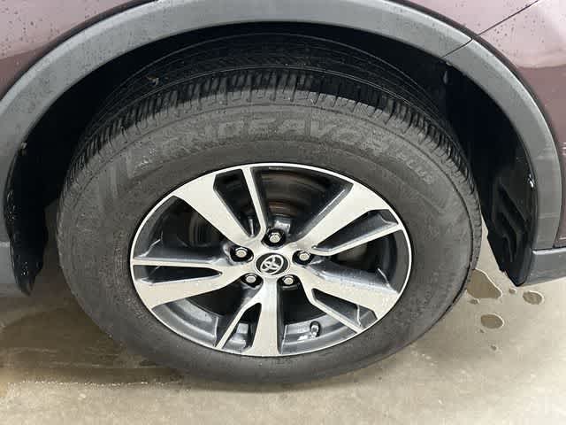 Thumbnail: 2016 Toyota RAV4 - 5