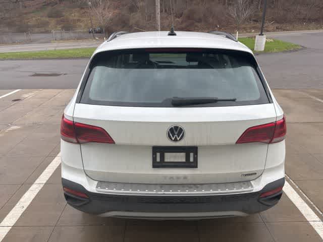 Thumbnail: 2023 Volkswagen Taos - 7