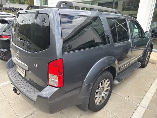 Thumbnail: 2012 Nissan Pathfinder - 6