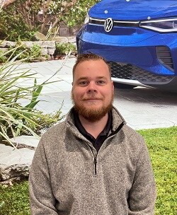 Staff member Cameron Wonder from ID_14cdcdbad943