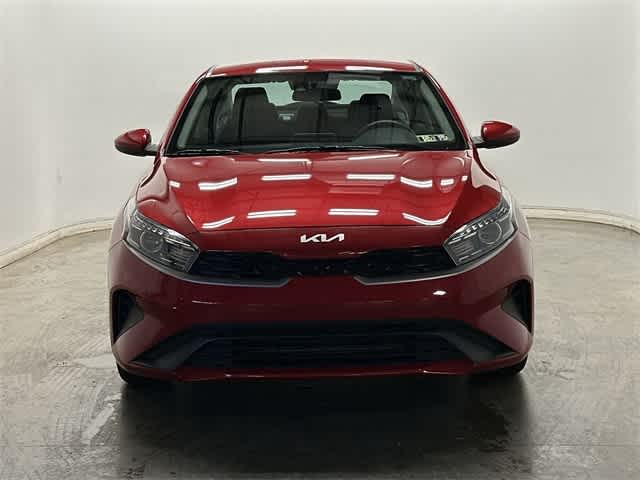 Thumbnail: 2023 Kia Forte - 28