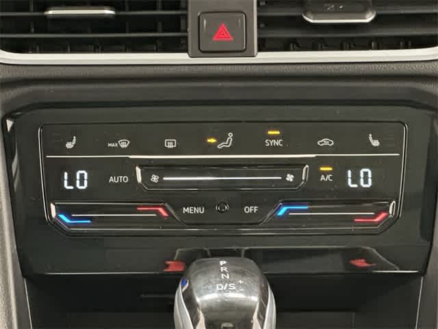 Thumbnail: 2025 Volkswagen Taos - 16