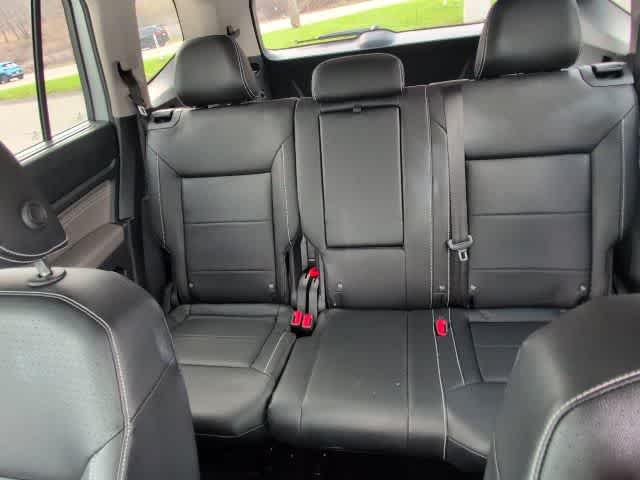 Thumbnail: 2023 Volkswagen Atlas - 21