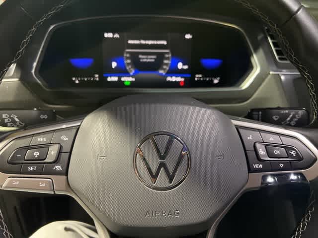 Thumbnail: 2022 Volkswagen Tiguan - 14