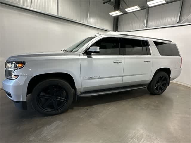 Used 2015 Chevrolet Suburban LT with VIN 1GNSKJKC0FR739316 for sale in Moon Township, PA