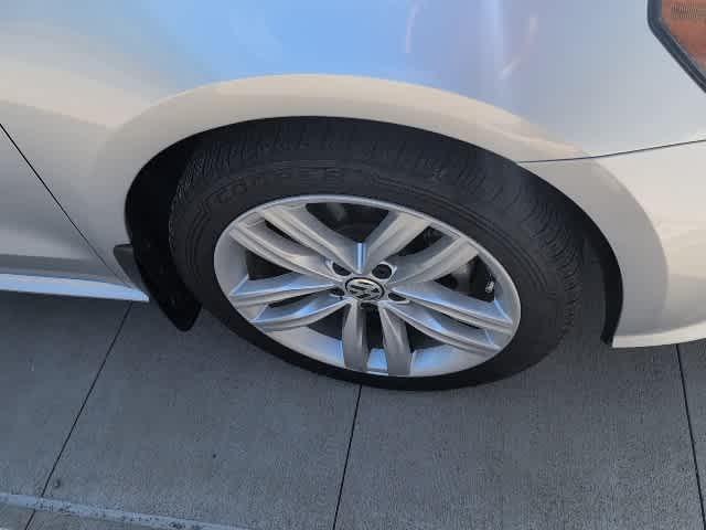 Thumbnail: 2019 Volkswagen Passat - 8