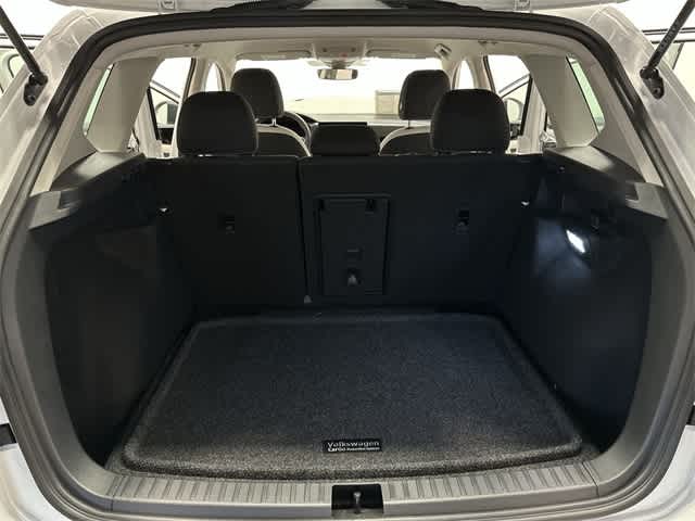 Thumbnail: 2025 Volkswagen Taos - 22