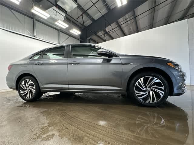 Thumbnail: 2021 Volkswagen Jetta - 3