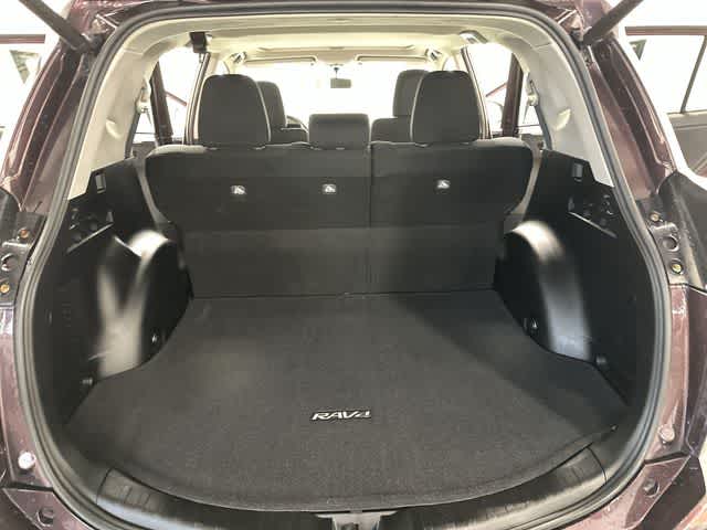 Thumbnail: 2016 Toyota RAV4 - 24