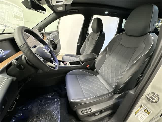 Thumbnail: 2026 Volkswagen Tiguan - 18