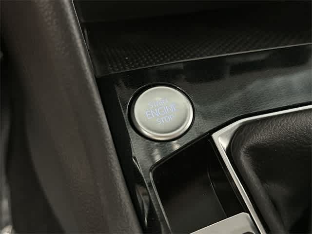 Thumbnail: 2025 Volkswagen Taos - 10