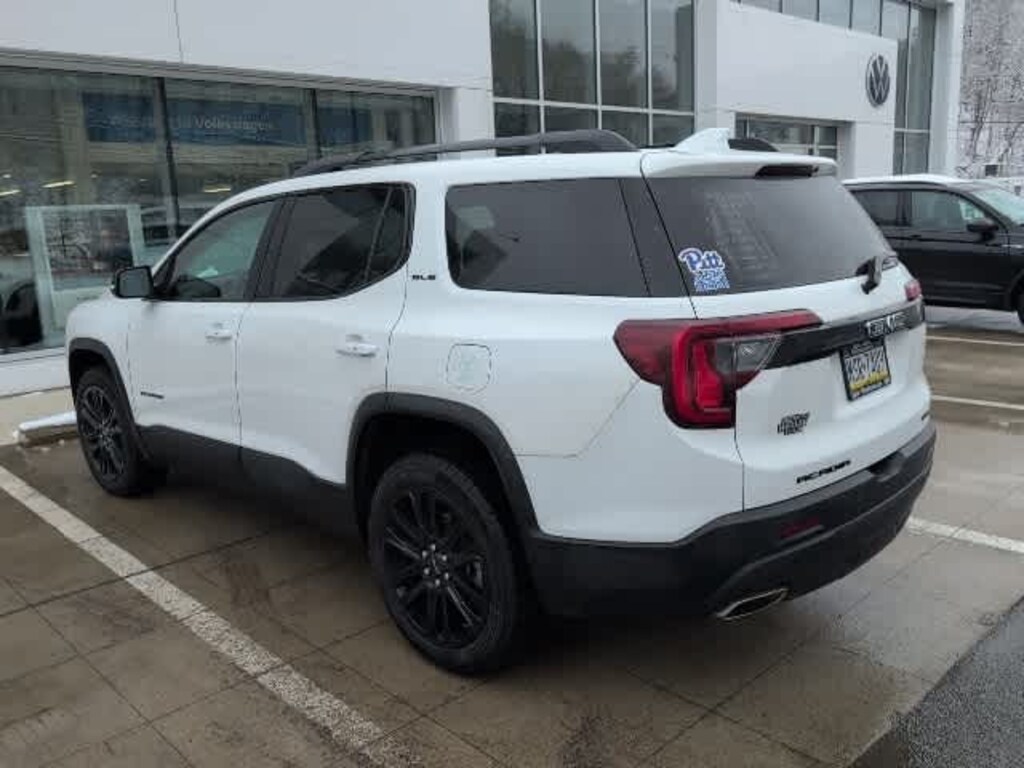 Used 2023 GMC Acadia SLE SUV