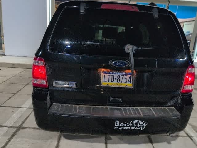 Thumbnail: 2010 Ford Escape - 4