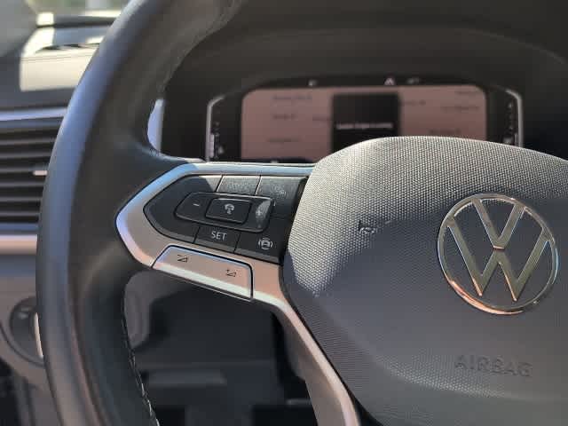 Thumbnail: 2021 Volkswagen Atlas - 16