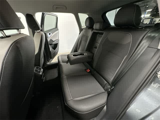 Thumbnail: 2025 Volkswagen Taos - 18