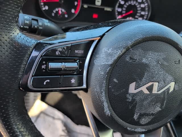 Thumbnail: 2023 Kia Forte - 16