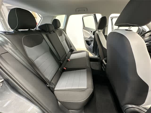 Thumbnail: 2025 Volkswagen Taos - 21