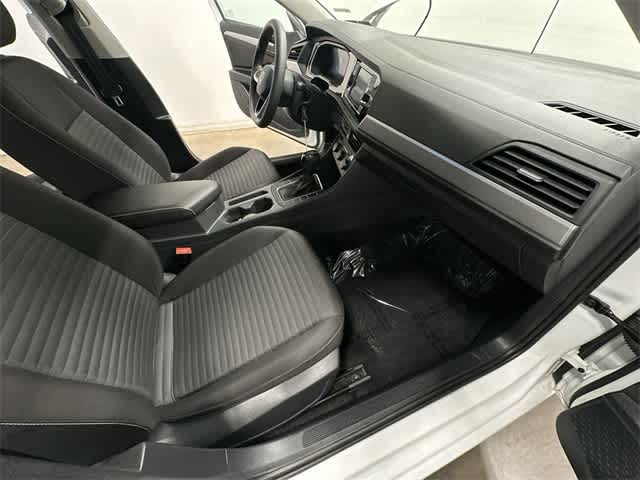 Thumbnail: 2023 Volkswagen Jetta - 20