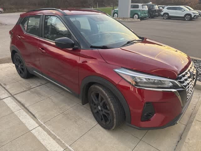 Thumbnail: 2021 Nissan Kicks - 3