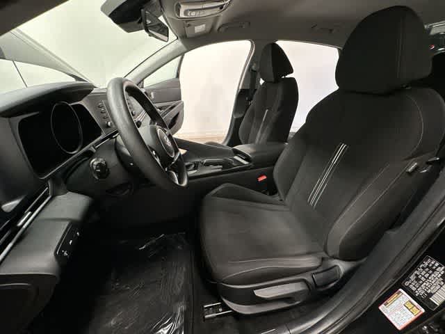 Thumbnail: 2023 Hyundai Elantra - 16