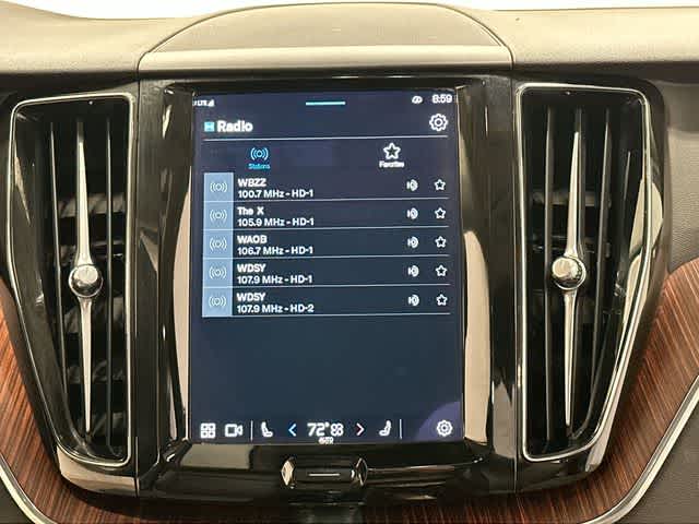 Thumbnail: 2023 Volvo XC60 - 12