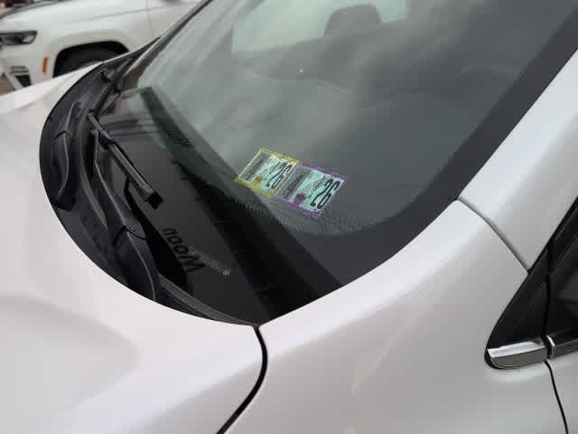 Thumbnail: 2021 Chevrolet Equinox - 11