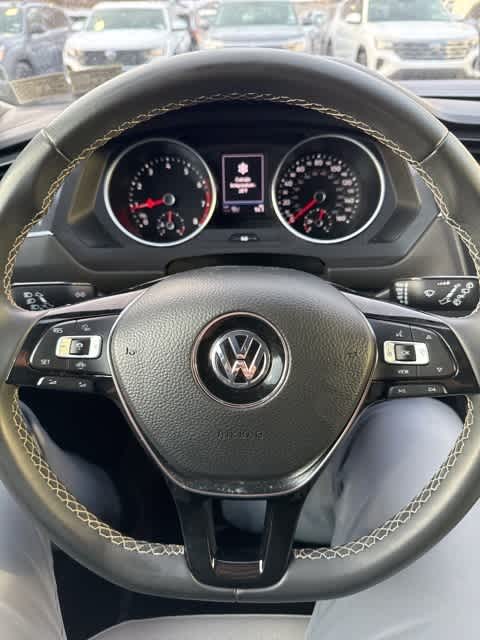 Thumbnail: 2021 Volkswagen Tiguan - 14